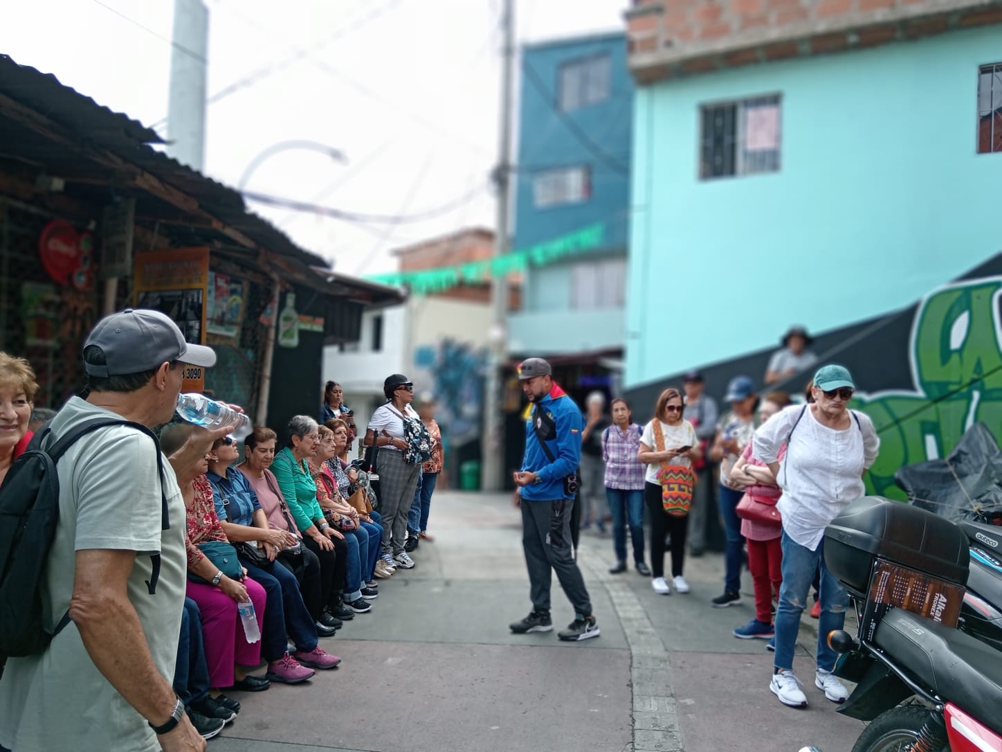 Grafitour 8 de febrero 2024. Actividad cultural en la ciudad de Medellín Comuna 13
